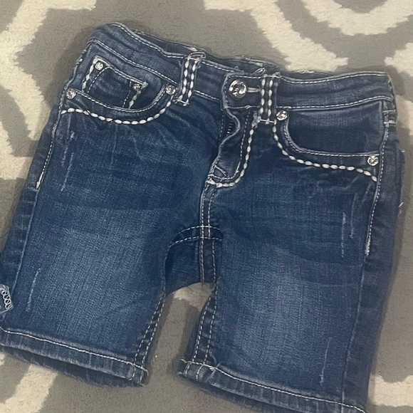 Vigoss Blue Denim Shorts with Rolled Cuffs/ Grace in LA Bundle Size 4 - Picture 3 of 9